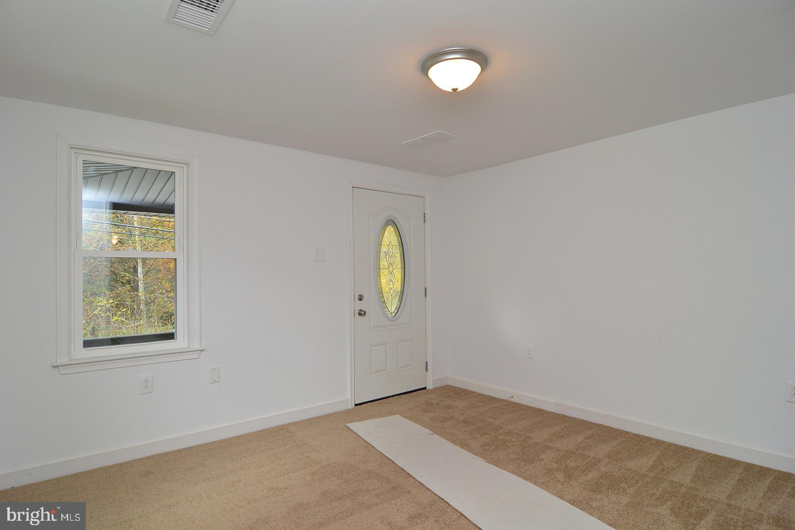 1212 Haycreek Road Birdsboro, PA 19508 - Photo 5 of 23 Living Room