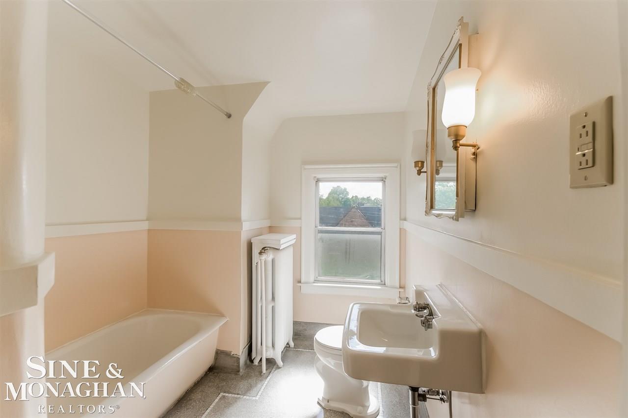 1035 Bishop Road Grosse Pointe Park, MI 48230 - Photo 41 of 62