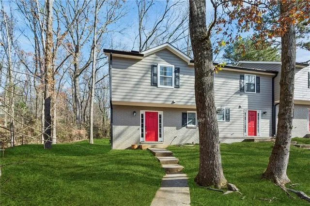 $2,000 | 752 Barnes Mill Trace Northeast, Marietta, GA 30062