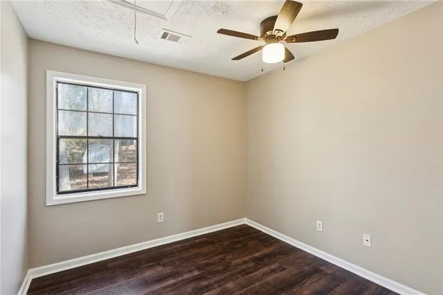 $2,000 | 752 Barnes Mill Trace Northeast, Marietta, GA 30062