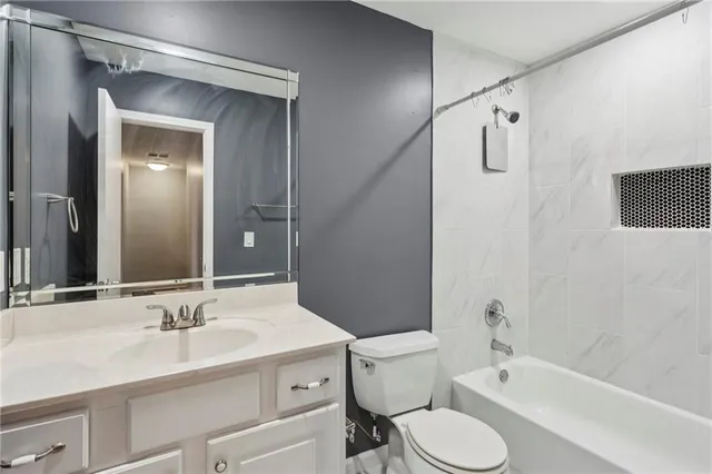 $2,000 | 752 Barnes Mill Trace Northeast, Marietta, GA 30062