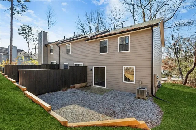 $2,000 | 752 Barnes Mill Trace Northeast, Marietta, GA 30062