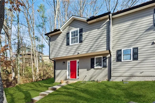 $2,000 | 752 Barnes Mill Trace Northeast, Marietta, GA 30062