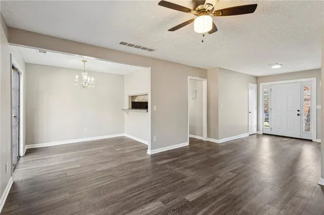 $2,000 | 752 Barnes Mill Trace Northeast, Marietta, GA 30062