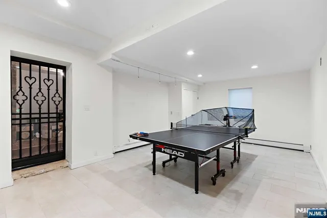 $3,799,000 | 1 Hemlock Drive, Cresskill, NJ 07626