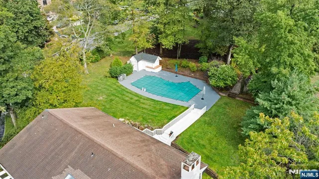 $3,799,000 | 1 Hemlock Drive, Cresskill, NJ 07626