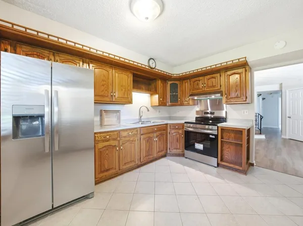 $185,000 | 1402 Woodhollow Drive, Unit 1A, Flossmoor, IL 60422