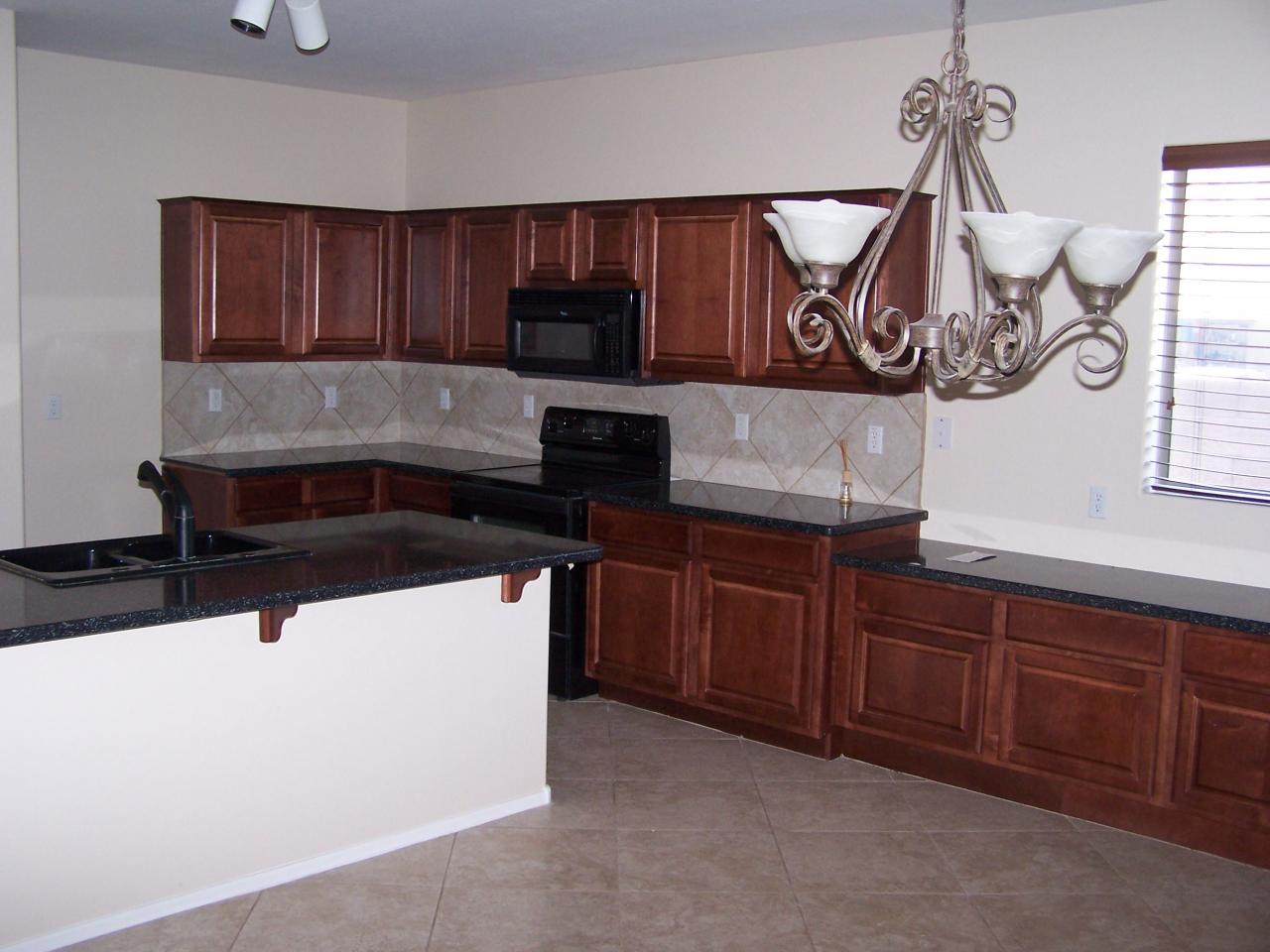 45448 Miramar Road Maricopa, AZ 85139 - Photo 4 of 10 4