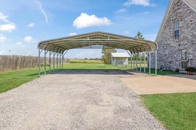 $465,000 | 336 Old Highway 6, Howe, TX 75459