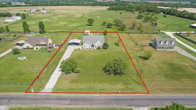 $465,000 | 336 Old Highway 6, Howe, TX 75459