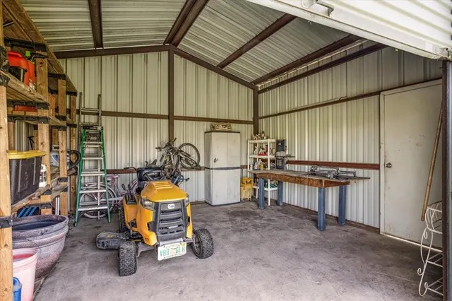 $465,000 | 336 Old Highway 6, Howe, TX 75459