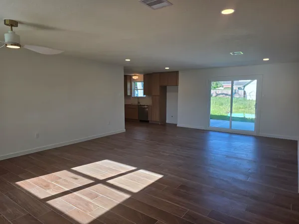 $2,150 | 803 Coleman Street, Dayton, TX 77535