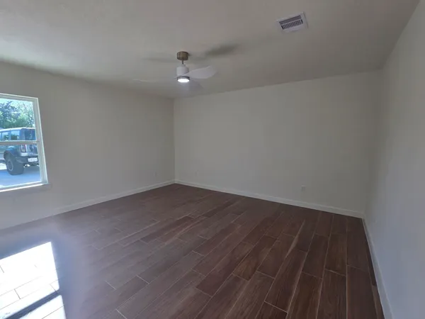 $2,150 | 803 Coleman Street, Dayton, TX 77535