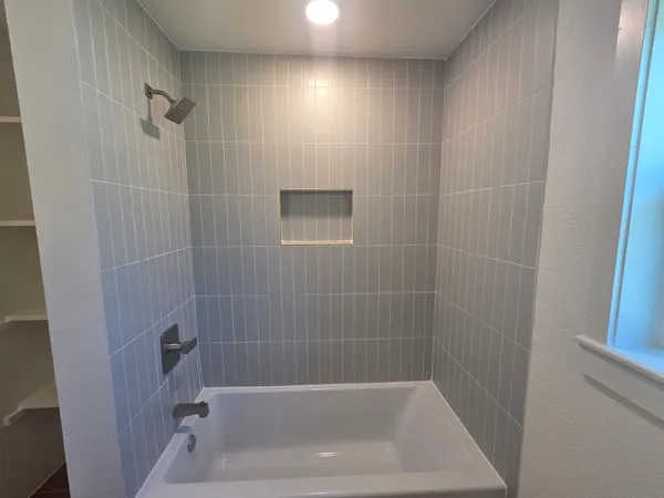 $2,150 | 803 Coleman Street, Dayton, TX 77535