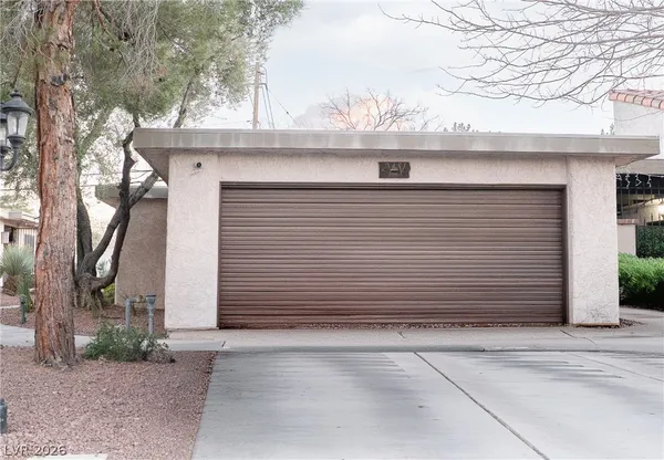 $1,950 | 2451 Domingo Street, Las Vegas, NV 89121