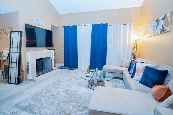 $1,950 | 2451 Domingo Street, Las Vegas, NV 89121