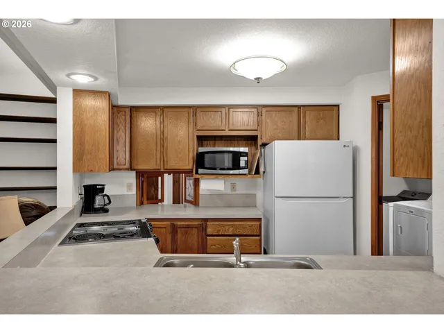 $450,000 | 2356 North 22nd Court, Florence, OR 97439