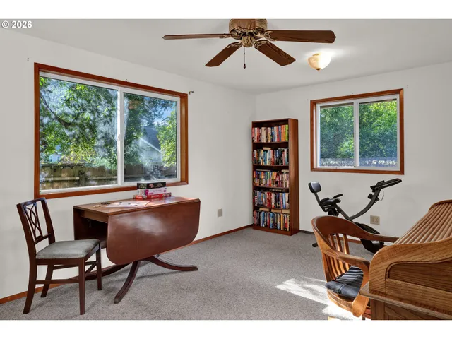 $450,000 | 2356 North 22nd Court, Florence, OR 97439