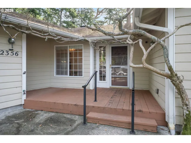 $450,000 | 2356 North 22nd Court, Florence, OR 97439