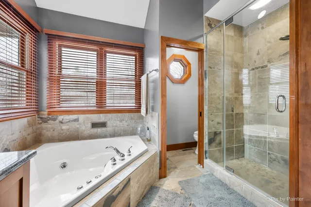 $825,000 | 26651 Pheasant Trail, Wauconda, IL 60084