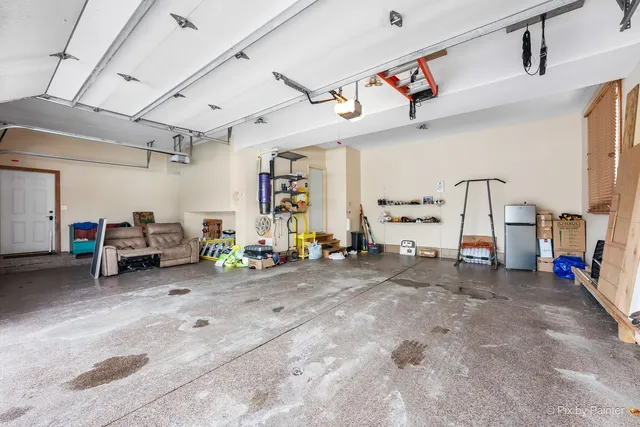 $825,000 | 26651 Pheasant Trail, Wauconda, IL 60084