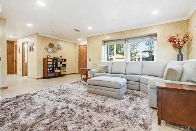 $1,099,999 | 10118 Swanton Drive, Santee, CA 92071