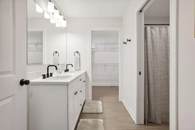 $325,000 | 630 Franklin Street, Roberts, WI 54023