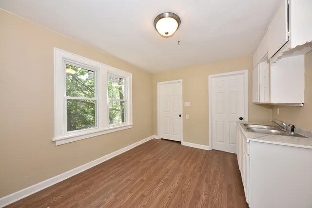 $139,900 | 4025 West Fairmount Avenue, Milwaukee, WI 53209