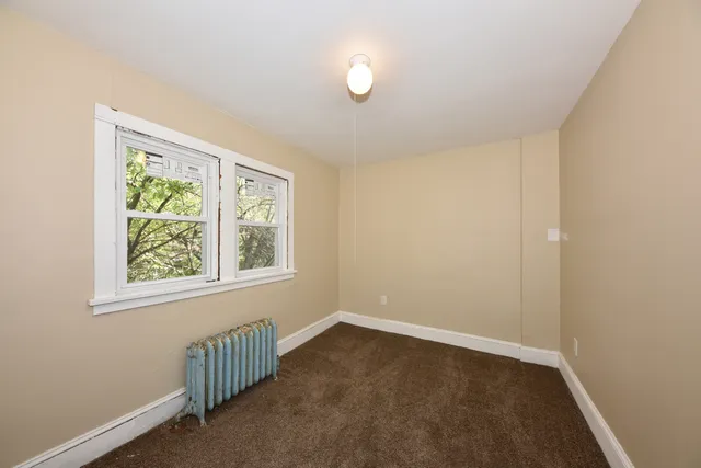 $139,900 | 4025 West Fairmount Avenue, Milwaukee, WI 53209