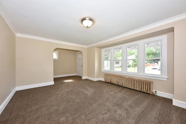 $139,900 | 4025 West Fairmount Avenue, Milwaukee, WI 53209