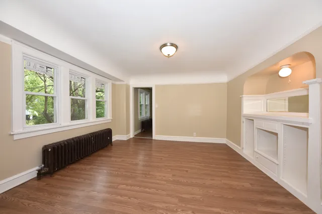 $139,900 | 4025 West Fairmount Avenue, Milwaukee, WI 53209