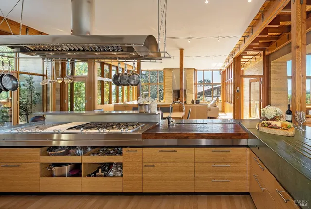 $27,000,000 | 2181 3rd Avenue, Napa, CA 94558