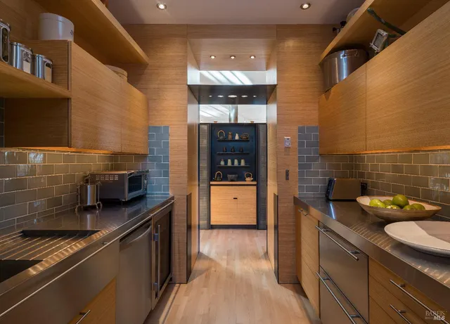 $27,000,000 | 2181 3rd Avenue, Napa, CA 94558