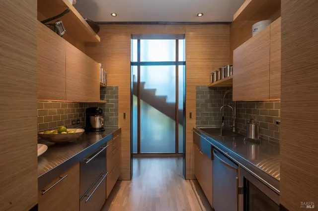 $27,000,000 | 2181 3rd Avenue, Napa, CA 94558