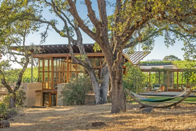 $27,000,000 | 2181 3rd Avenue, Napa, CA 94558