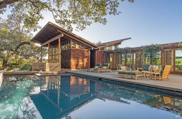 $27,000,000 | 2181 3rd Avenue, Napa, CA 94558