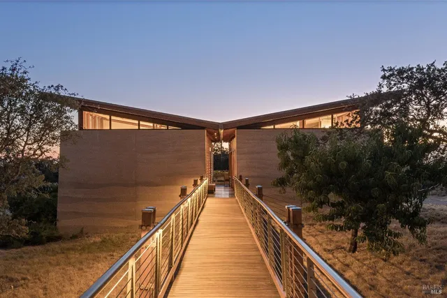 $27,000,000 | 2181 3rd Avenue, Napa, CA 94558