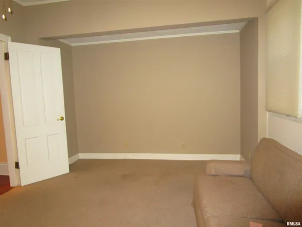 $199,900 | 316 Woodland Place, Jacksonville, IL 62650