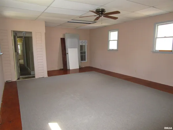 $199,900 | 316 Woodland Place, Jacksonville, IL 62650