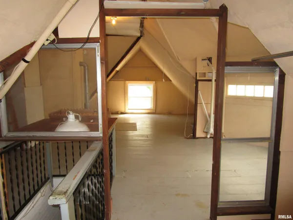 $199,900 | 316 Woodland Place, Jacksonville, IL 62650