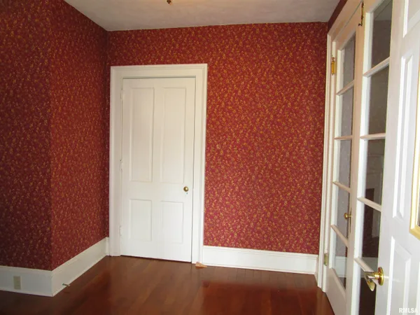 $199,900 | 316 Woodland Place, Jacksonville, IL 62650