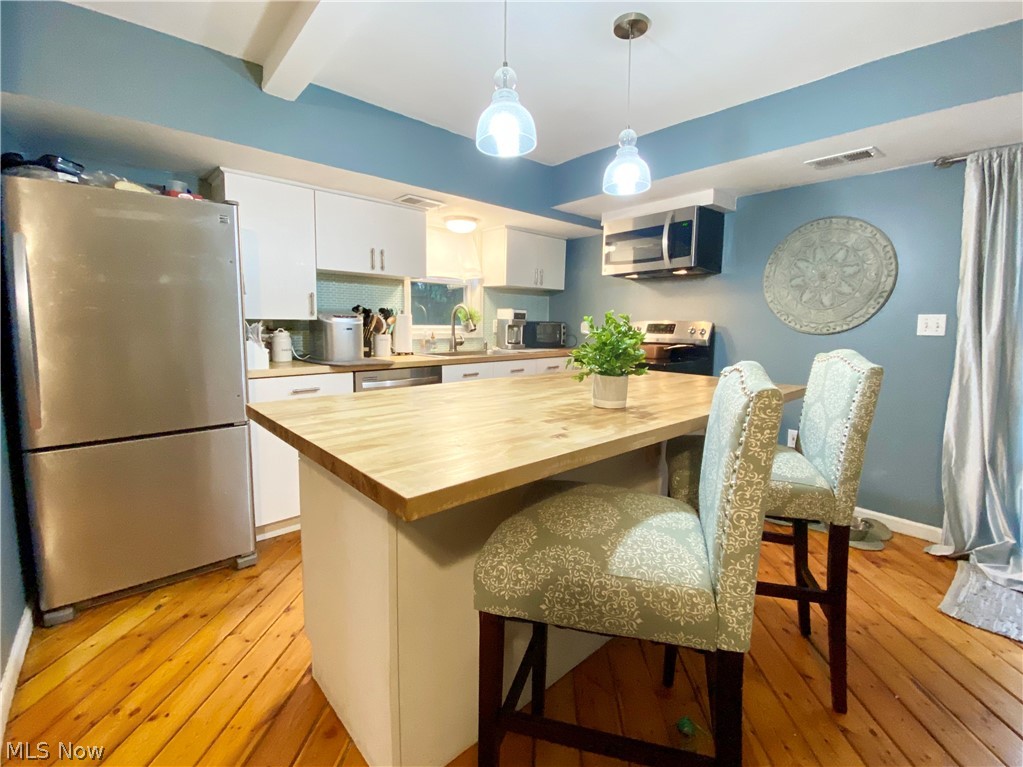14298 Superior Road Cleveland, OH 44118 - Photo 30 of 35
