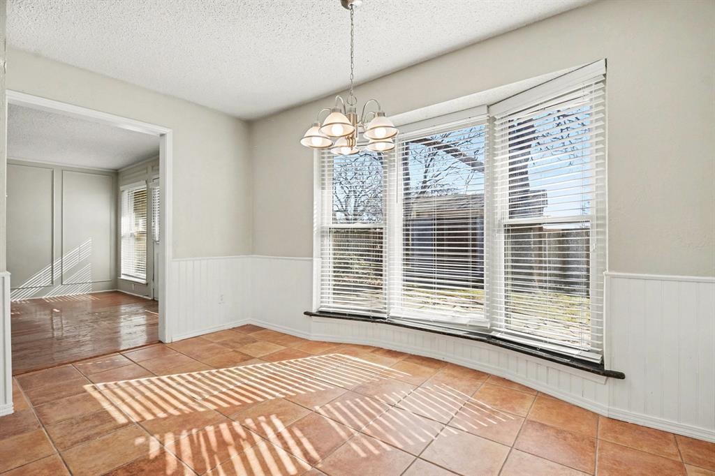 2109 Oakmeadow Street Bedford, TX 76021 - Photo 12 of 31