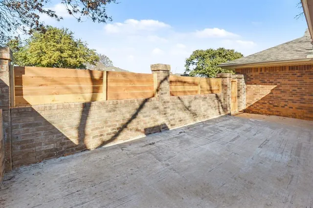 $410,000 | 2109 Oakmeadow Street, Bedford, TX 76021