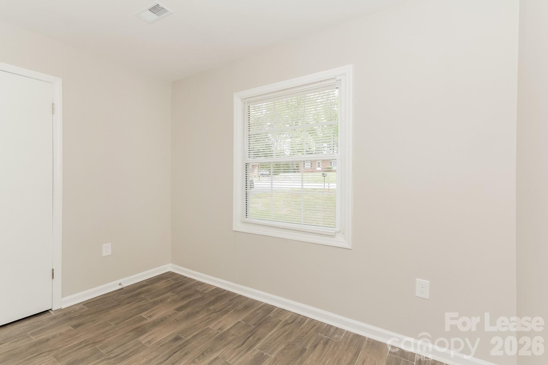 730 Rudd Court Charlotte, NC 28216 - Photo 13 of 16