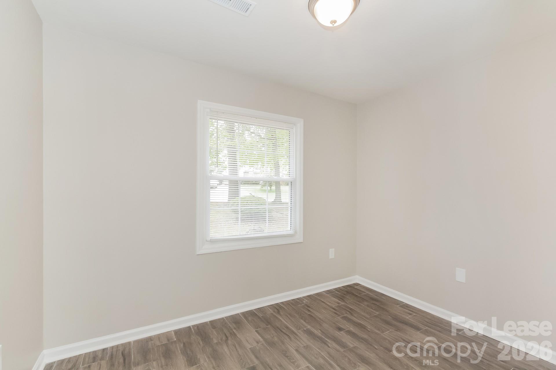 730 Rudd Court Charlotte, NC 28216 - Photo 14 of 16