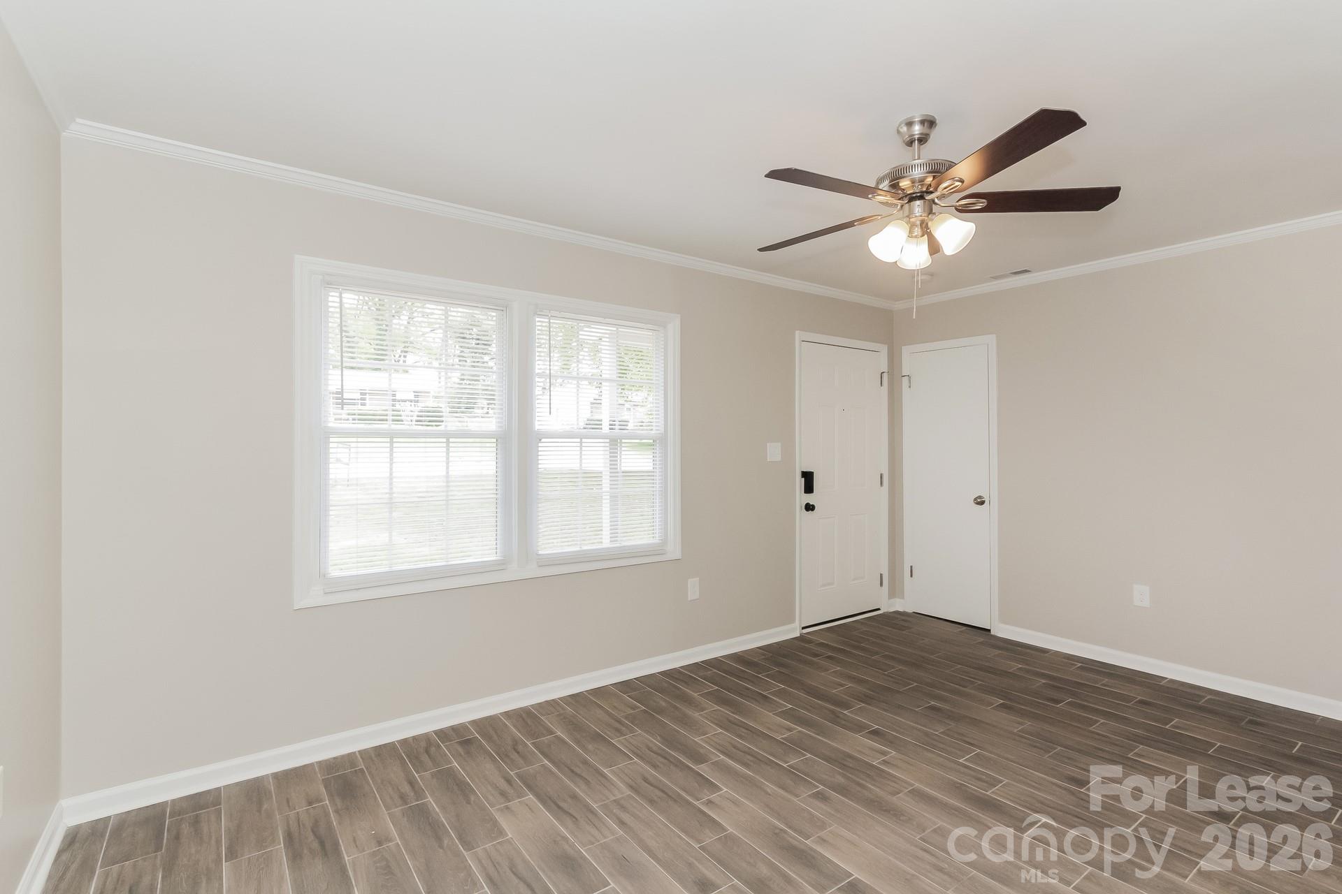 730 Rudd Court Charlotte, NC 28216 - Photo 5 of 16