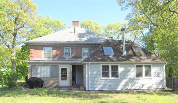 2-4 Evergreen Avenue Newton, MA 02466 - Photo 11 of 23 a view of a house with swimming pool