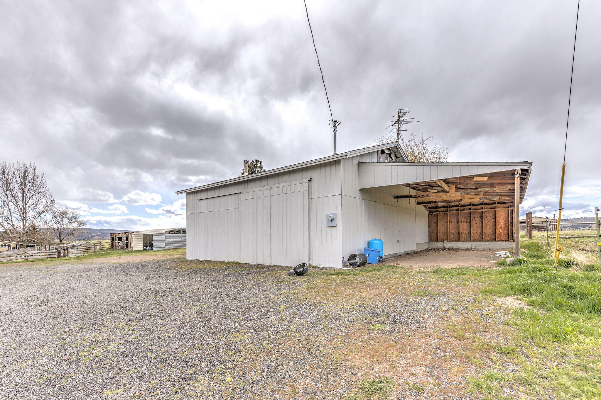 6533 Green Valley Road Prineville, OR 97754 - Photo 26 of 41 SHOP