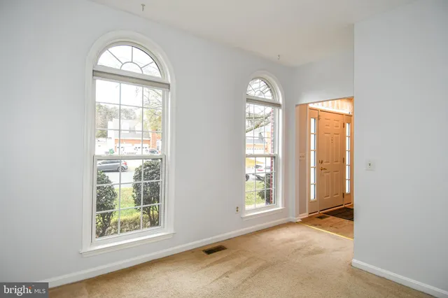 $749,990 | 14770 Courtlandt Heights Road, Woodbridge, VA 22193